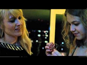 Frit Fald - interview 2 med Frederikke Dahl Hansen