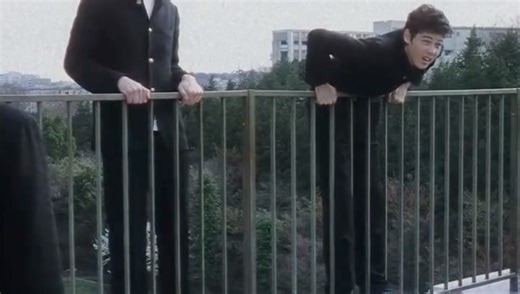 Blue Spring（2001）