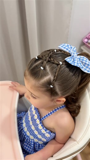 Spring hair 💙✨ #toddlerhairtutorial #toddlerhairstyleideas #toddlerhairstyletutorial #toddlerhairideas #toddlerhair