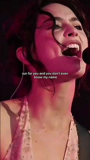 Close to You 🎶💖 – Gracie Abrams | Dreamy Pop Vibes #lyrics