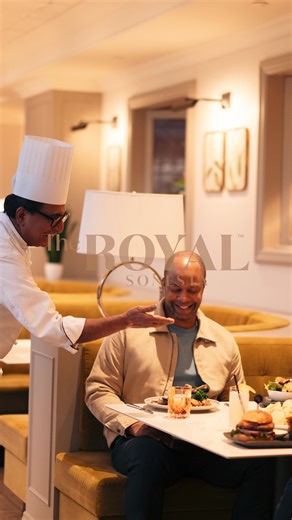 Shaped for the stay you’ll remember. Moments turn into memories at The Royal Sonesta. | The Royal Sonesta
