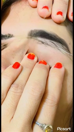 Eyebrow threading: What pros don't tell you [2025]
