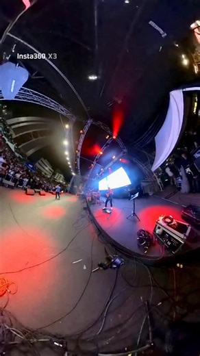 🎸 El Dios de Israel Live junto a @juancarlosalvaradooficial y la banda! . . . #guitargear #guitarlife #guitarplayer #worship #worshipguitar | Felipe Guzman Musician