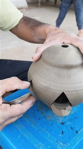 We made flowers by cutting the clay 😱😱😱#pottery #viral #short #clay #viralvideo #shortvideo #clayart