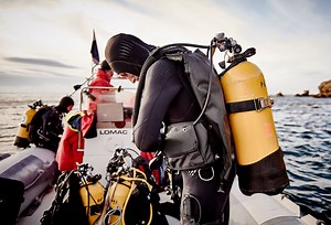 Military Professional Aqualung Group | Water Rescue | Public Safety Diving