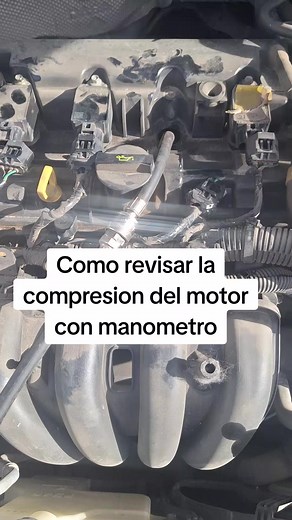 Revisando Compresión del Motor con Manómetro
