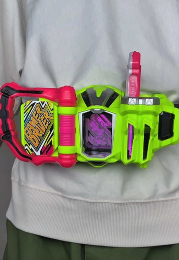 ときめきクライシスガシャットめちゃかわいくて好き キメワザスロットホルダー無いから無理やり必殺音鳴らす奴 #仮面ライダー #kamenrider #仮面ライダーポッピー #kamenriderpoppy #仮面ライダーエグゼイド