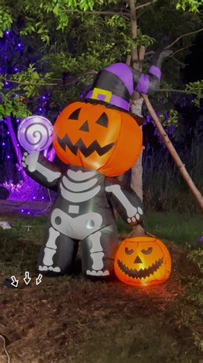 Halloween Inflatables: Pumpkin with Skull and LED Lights