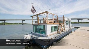 Vacay alert: You can rent this houseboat in the Lowcountry! Tell us, would you stay in a tiny house floating atop the water? http://trib.al/KmrpnTH | Coastal Living