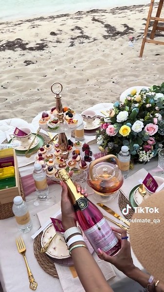 Aseaside Afternoon tea setup with a touch of elegance, perfect for sweet memories افترنون تي مطل عالبحر بطابع أنيق اصنعوا الذكريات الجميله .. 🫖🦋💕 للتفاصيل على الواتساب 33089899