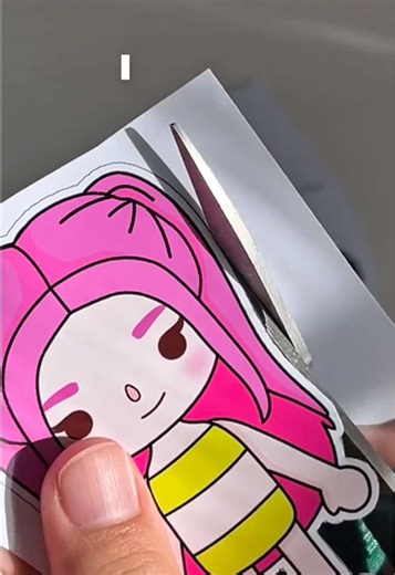 おうちで手作りしている きせかえ遊びのハンドメイド絵本です 気になる方はDMください✨