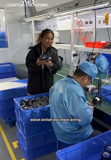 Proses Pemasangan Produk AES di UPX Automotive