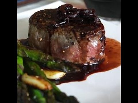 Filet mignon à la sauce au vin rouge et à l'échalote