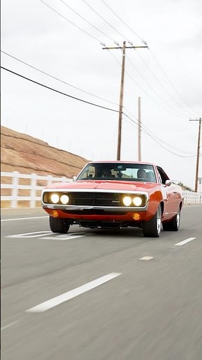 Just a ’70 Charger Doing What It Does Best ‪@AutotopiaLA‬