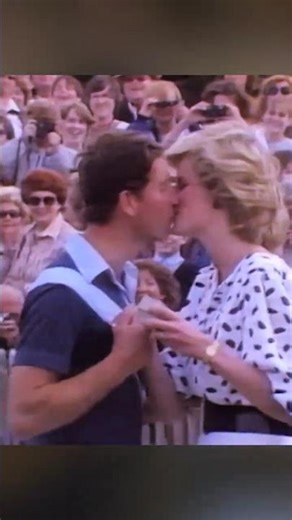 👑Princess Diana & Prince Charles Kissing 🥰 #shorts #trending #viral #shortsfeed #diana #charles