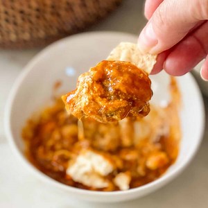 Chili Cheese Dip ( Video) - Seanna's Kitchen