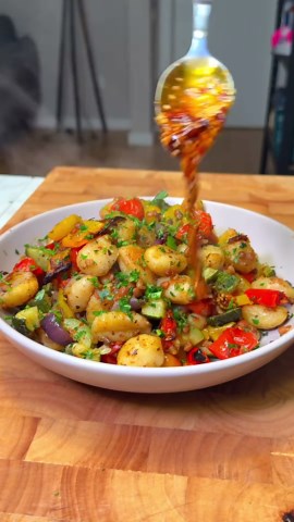 How to Make Vegan Crispy Sheet Pan Gnocchi
