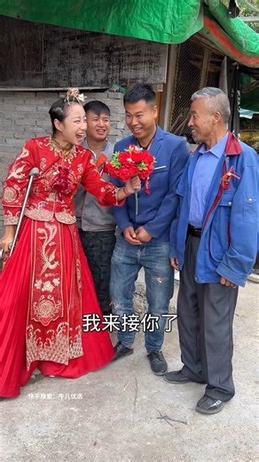 गरीब लंगड़ी लड़की से शादी कौन करेगा 😭💔~ mini wood toy- woodworking art skill/wood hand #shorts