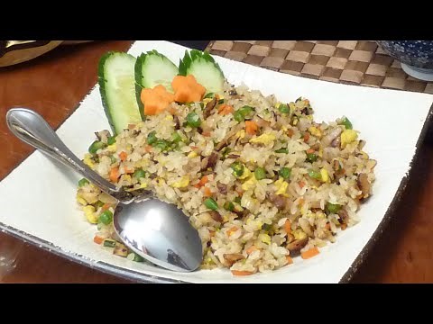 How to Make Vegetarian Fried Rice - Easy Recipe (如何料理蔬菜炒飯)