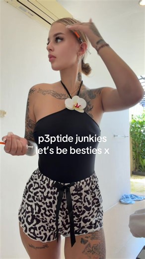 meesha.rebrand (@meesha.rebrand)’s videos with original sound - oomps