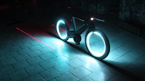 New Smart Bicycle Concept Called CYCLOTRON is Inspired By TRON — GeekTyrant