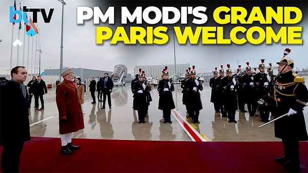 PM Modi's Enthusiastic Welcome In Paris Ahead Of AI Summit