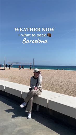 Weather in Barcelona now 🤔 what to pack for your Barcelona trip 🧳🌞 #barcelonaweather #barcelonalife #barcelonacity #barcelonatips #barcelonaguide #barcelonafashion #barcelonaapril #barcelonaoutfit #whattopack #traveltips