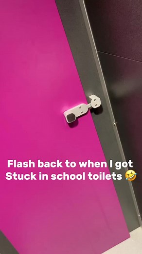 Guy Gets Stuck in School Toilet for 20 Minutes 😂
