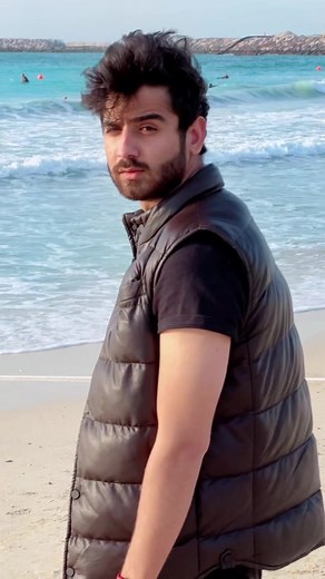 Fashionable Beach Style: Outfits for Ocean Vibes