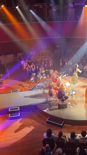 10K views · 397 reactions | Keali’i Reichel Premium Session 2025 Show1にお越し頂きました皆様、 ありがとうございました。 今日も貴重なお話がたくさん聞けて、 あの曲もこの曲も聴くことができて 本当に素敵な時でした！ 明日、 Show2、 Show3にお越しの皆様は お気をつけてお越しください。 | Yasuda | Facebook