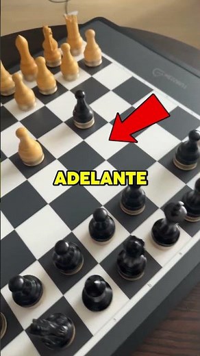 With a SMART BOARD, CHEATING IS OVER ♟️🤔 #shorts #chess #games #ai #wow