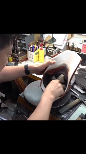 Making Handmade Hiking Boots: A Craftsmanship Journey