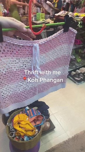 Psychedelic Alien Shop Thrift Haul & Birthday Celebration in Copenyang