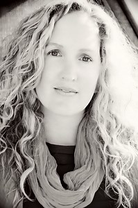 Becca Fitzpatrick - Alchetron, The Free Social Encyclopedia