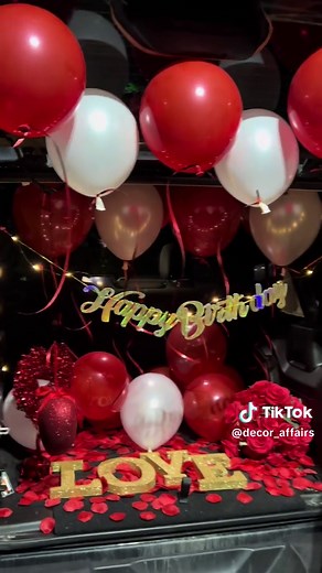 Creative Birthday Car Trunk Decorations for Celebrations