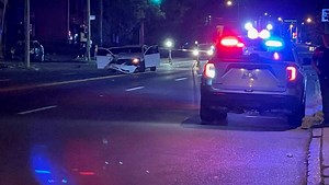 Police: Suspect fleeing LMPD officers crashes, leaving 1 dead and several injured