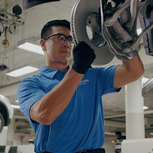 Experience the peace of mind of knowing your BMW is in the expert hands of BMW Trained Technicians while enjoying transparent, competitive prices. *BMW Value Service available only at participating authorized BMW centers, pricing may vary. | BMW USA