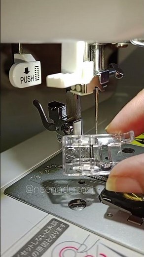 How to Change Presser Foot on Singer Sewing Machine 🧵 | Easy Tutorial #shorts