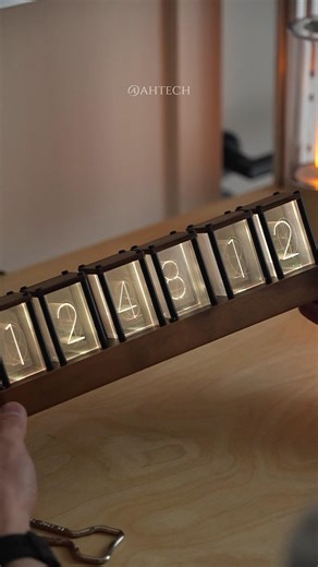 This clock is much cooler than I expected#tech #clock #cool