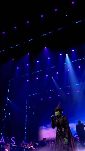 A truly iconic moment from Wicked the Musical. Relive this and many other favourites in our Biggest Night of Musicals by the National Lottery, presented by Jason Manford. Coming to BBC One and iPlayer, from Saturday 27 December, 6.45pm. #biggestnightofmusicals | BBC Arts