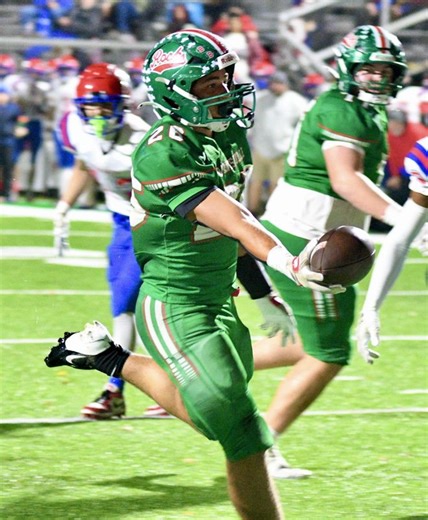 Barnesville football cruises past Portsmouth to advance in OHSAA Division V playoffs