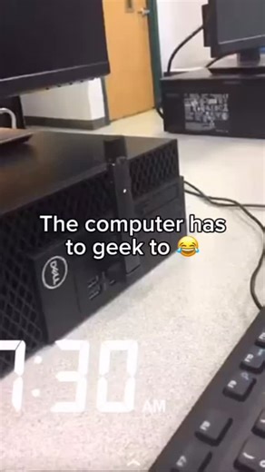 Really Zooted 🔥 on Instagram: "The PC is geeked 😂 IG can’t handle all this heat in one spot… follow @rllyzooted2 for more memes🔥📈 #relatable #zaza #memes #za"