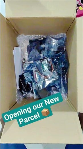Opening our New Parcel 📦 #arduino #accircuits #robot #coding #arduinoproject #toys #robotkit