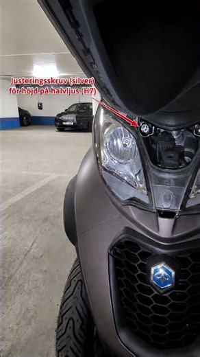 Headlight Adjustment on Piaggio MP3 500 HPE 2022