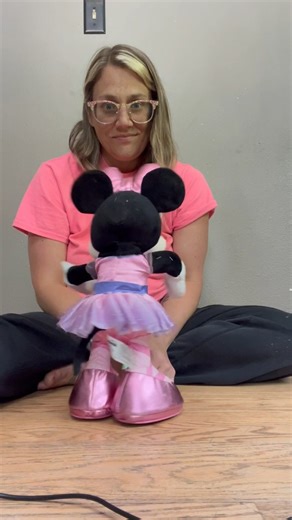 Watch Twirling Minnie Mouse on Amazon Live