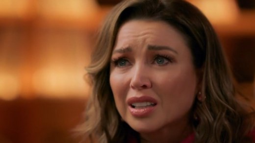 Dannii Minogue hosts the new dating show I Kissed A Girl