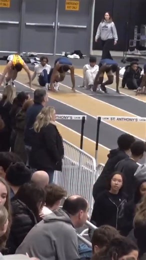 Brandon Thweatt made easy work of the NY Section 8 Class A 55m Championship almost matching his National Top 10 time with a 7.35! | MileSplit