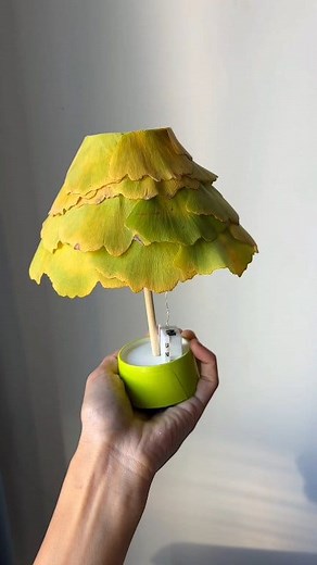 82K views · 689 reactions | Make a beautiful ginkgo leaf lamp using paper cups and ginkgo leaves. It's simple and pretty, so try it with your kids! #DIYCrafts #fblifestyle | Art, Crafts and Journals | Facebook