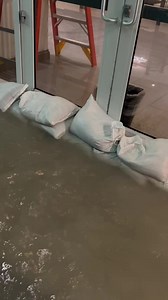 TRACKING IDALIA 🌀As Idalia moves closer to Florida, we're seeing flooding outside of the Hyatt Regency on Clearwater Beach. | Tampa Bay 28 - WFTS