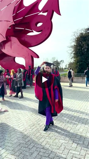 #graddiopdc #icccymruwales #graduationday #uswgrad #graduation #uswcardiff #uswcampus #iccwales #uk #ukhigherstudies #mastersdegree #mainanimation #universityofsouthwales #wales #uswanimation #ma… | Gabi Bania